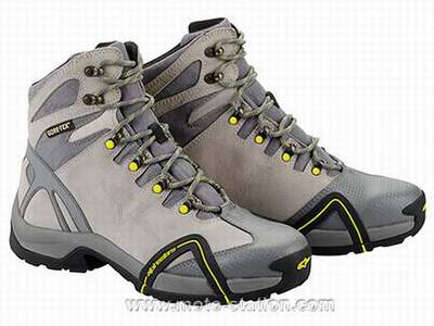 bottes moto piste alpinestars,bottes moto boulet,chaussure basse moto alpinestar