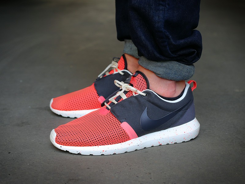 nike roshe run 2019