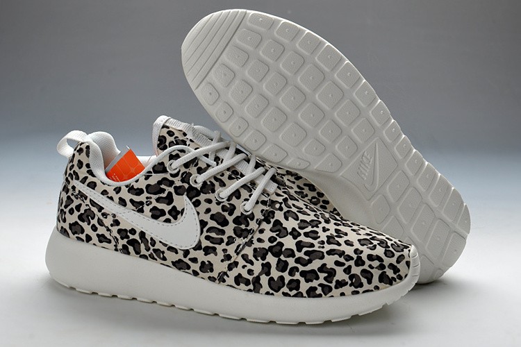 nike roshe run leopard
